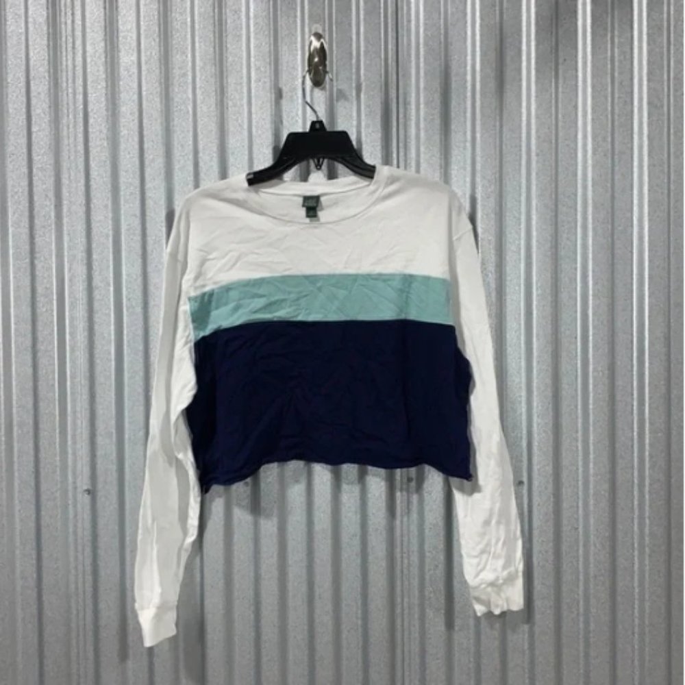 Color Block Long Sleeve Crop Top